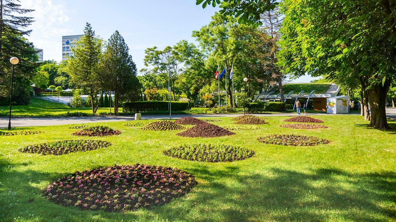 Апартамент Бриз Burgas Esterno foto