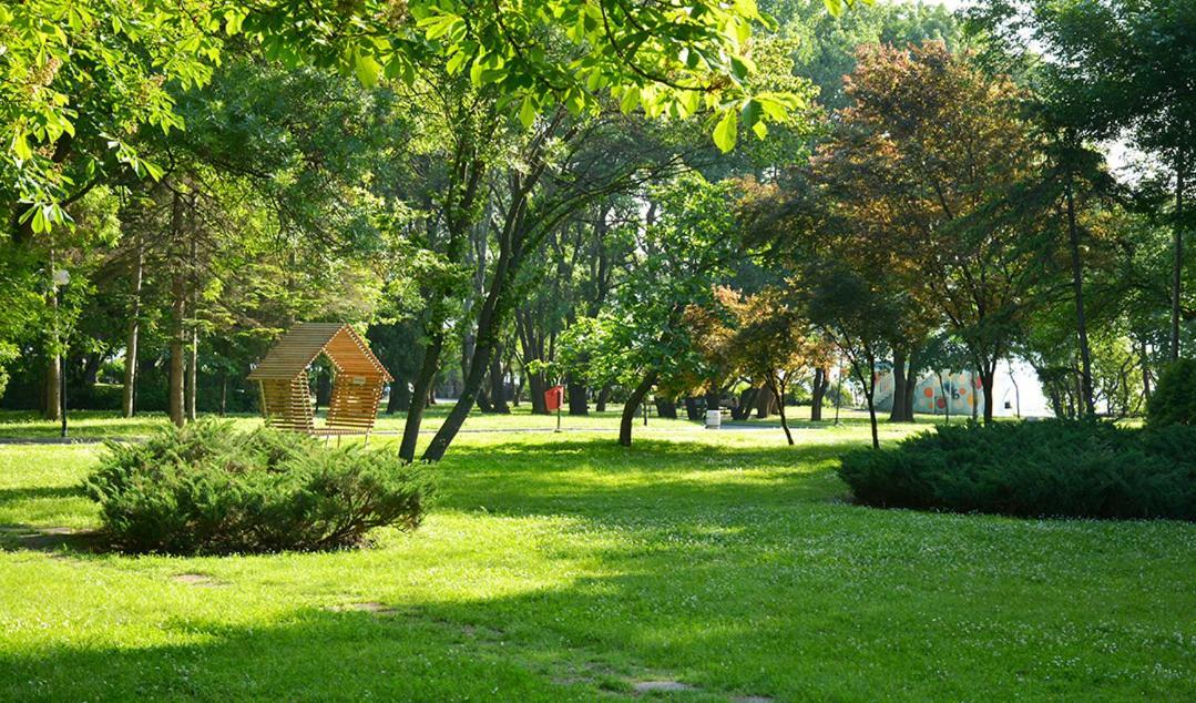 Апартамент Бриз Burgas Esterno foto